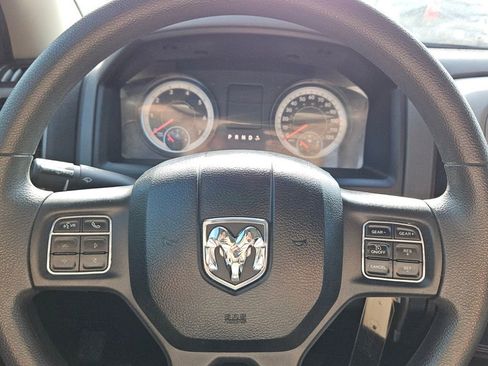 Used 2018 RAM 1500 Express RWD image 23