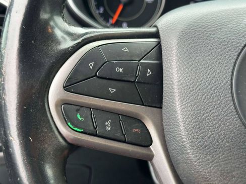 Used 2019 Jeep Cherokee Limited AWD/4WD image 22