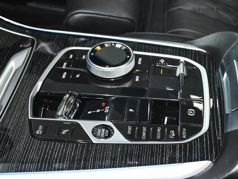 Used 2024 BMW X5 M60i image 60