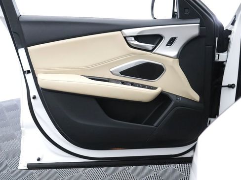 Used 2023 Acura RDX AWD image 11