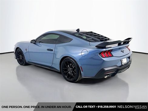 Used 2024 Ford Mustang Coupe image 7