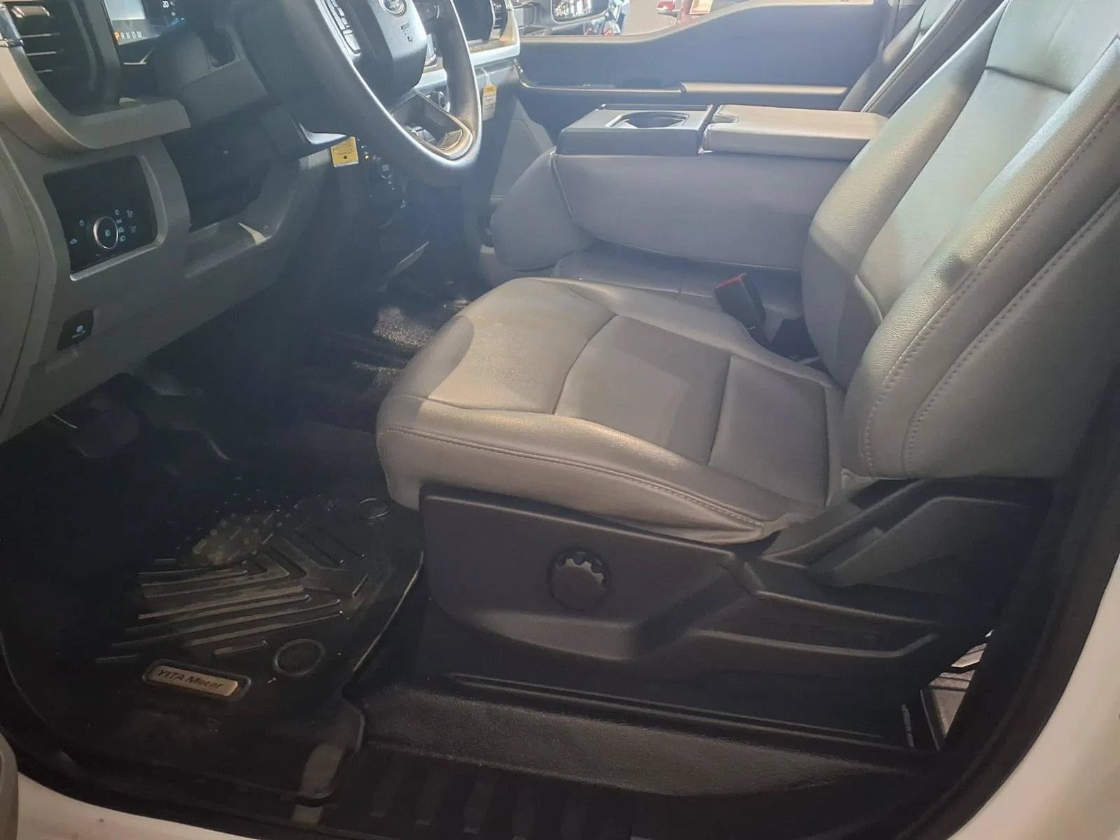Used 2024 Ford F450 XL w/ XL Chrome Package AWD/4WD image 16