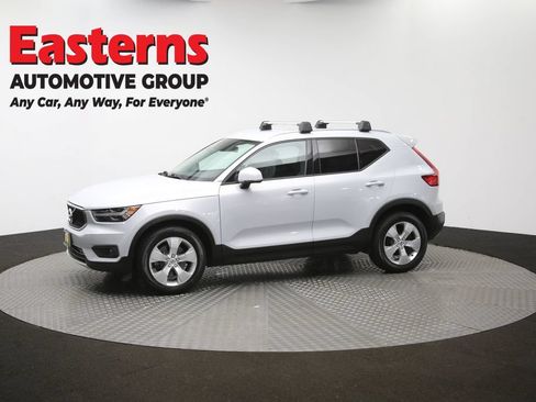 Used 2021 Volvo XC40 T4 Momentum FWD image 56