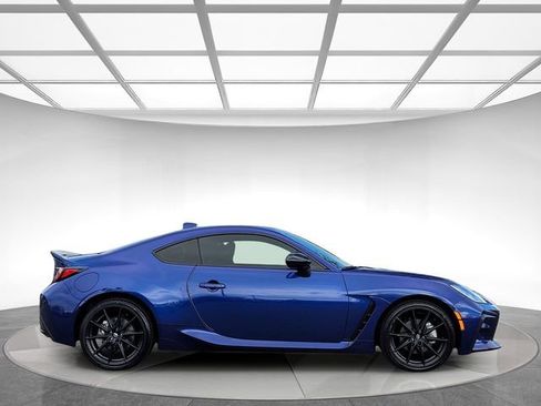 Used 2024 Toyota GR86 Premium RWD image 3