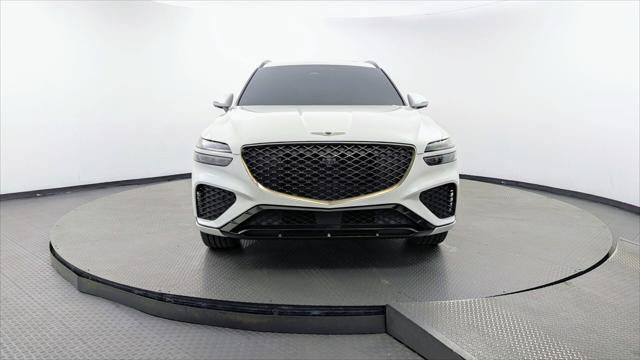 Used 2022 Genesis GV70 3.5T Sport w/ Sport Prestige Package AWD/4WD image 12