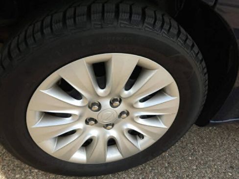 Used 2013 Chrysler 200 LX FWD image 26