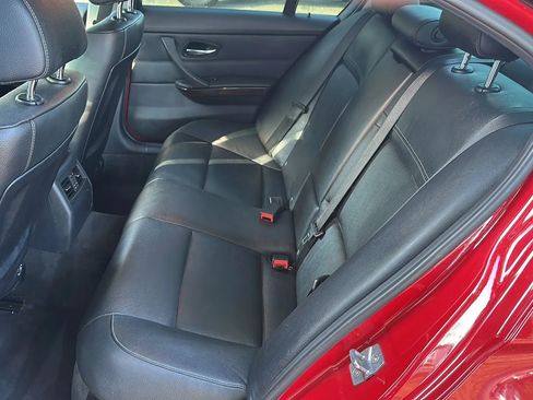 Used 2011 BMW 328i Sedan RWD image 17