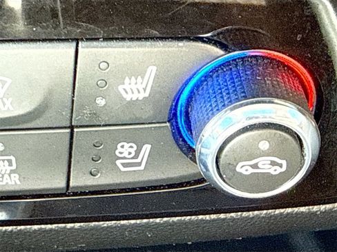 Used 2018 Buick Enclave Avenir image 21