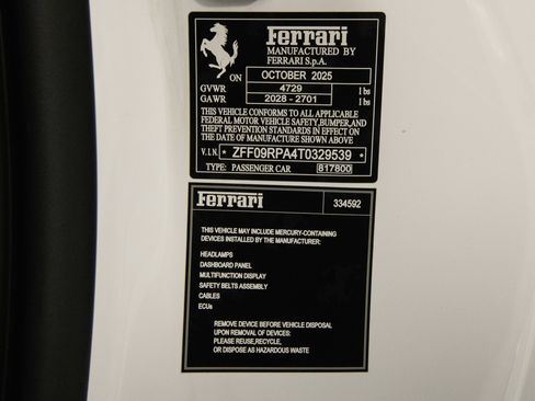 Certified 2026 Ferrari Roma Spider RWD image 39