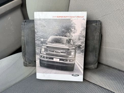 Certified 2019 Ford F550 4x4 Crew Cab Super Duty image 31