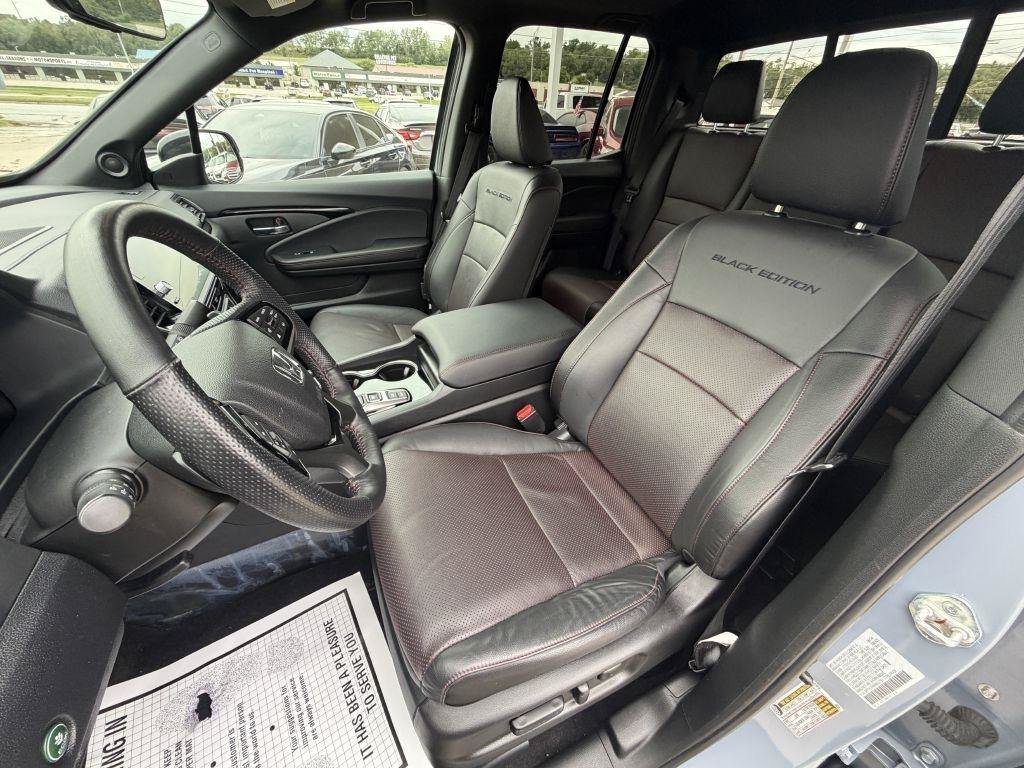 Used 2024 Honda Ridgeline Black Edition image 10