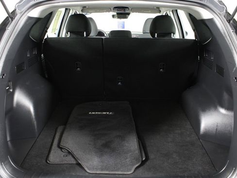 Certified 2024 Hyundai Tucson SE image 16