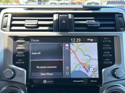 Used 2021 Toyota 4Runner SR5 Premium AWD/4WD image 21