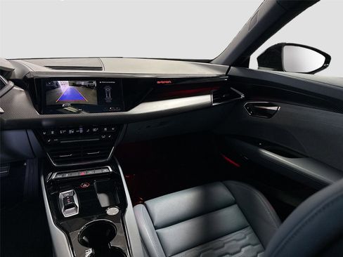 Used 2024 Audi e-tron GT Premium Plus w/ Performance Package image 24