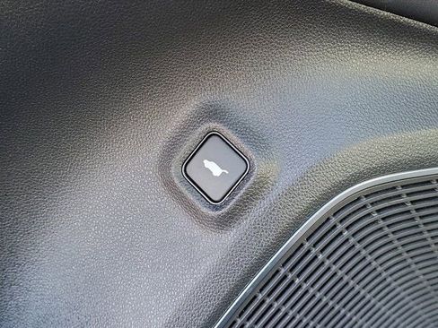 Used 2025 Acura MDX Type S image 32