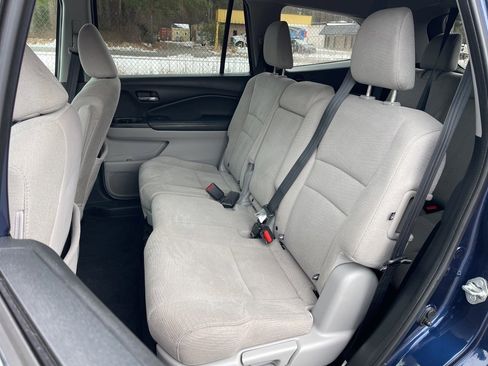 Certified 2017 Honda Pilot EX image 23