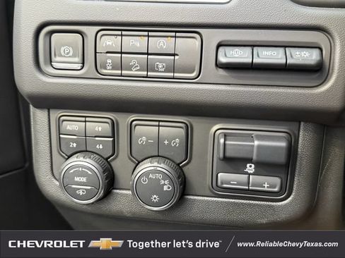 Used 2024 Chevrolet Tahoe High Country AWD/4WD image 27