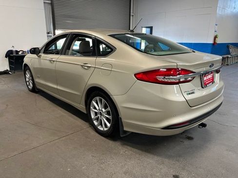 Used 2017 Ford Fusion Energi SE FWD image 6