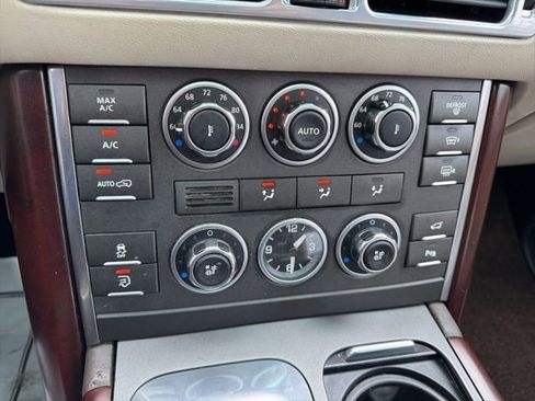 Used 2012 Land Rover Range Rover HSE LUX AWD/4WD image 26