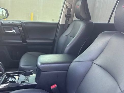 Used 2017 Toyota 4Runner TRD Pro AWD/4WD image 8