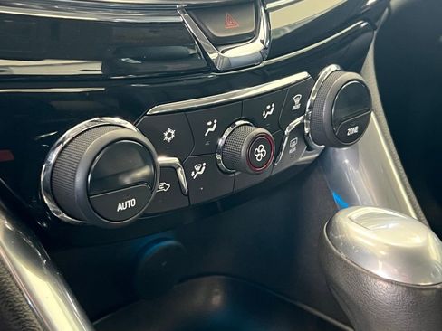 Used 2016 Chevrolet SS image 24