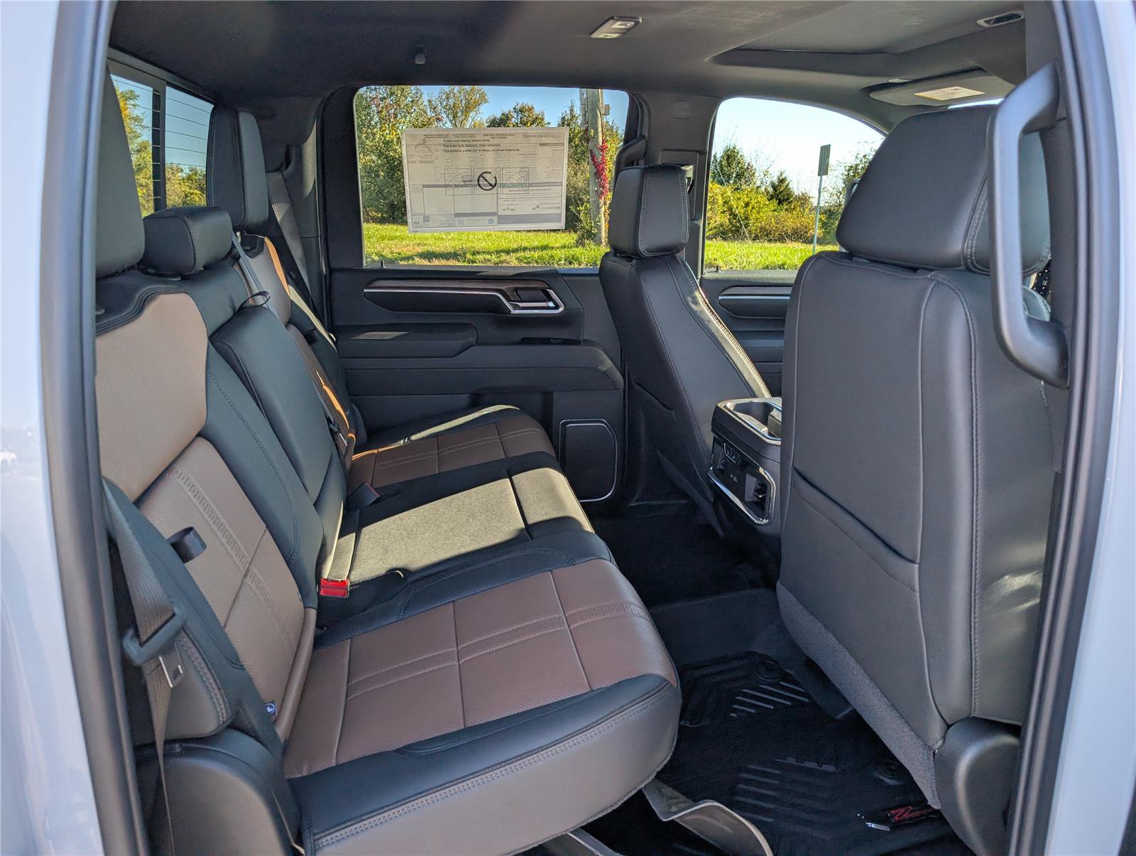 New 2026 Chevrolet Silverado 2500 High Country w/ Technology Package AWD/4WD image 9