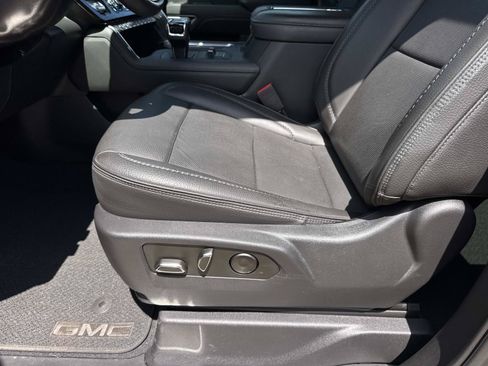 Used 2022 GMC Sierra 1500 Denali AWD/4WD image 15