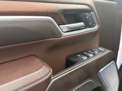 Certified 2024 GMC Sierra 2500 Denali w/ Denali Reserve Package AWD/4WD image 13
