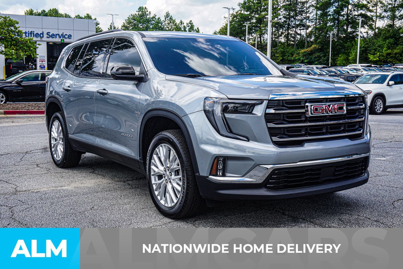 Used 2024 GMC Acadia Elevation w/ Luxury Package FWD image 5