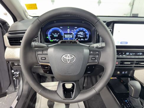 New 2026 Toyota Camry XLE w/ Premium Plus Package AWD/4WD image 33