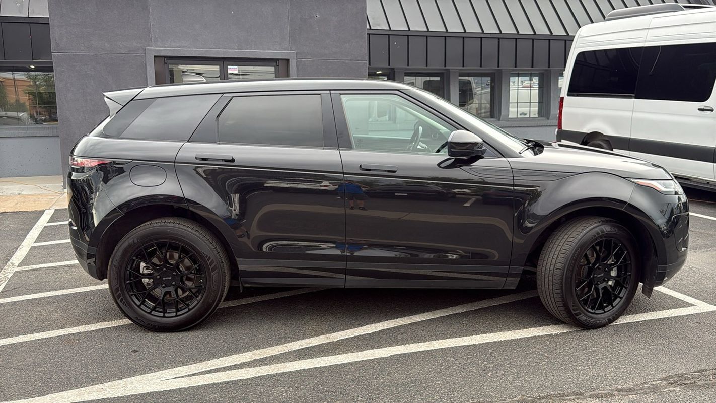 Used 2020 Land Rover Range Rover Evoque S AWD/4WD image 2