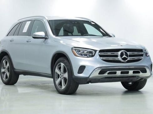 Used 2022 Mercedes-Benz GLC 300 w/ Premium Package Lite image 3