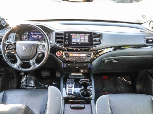 Used 2022 Honda Pilot Black Edition image 13