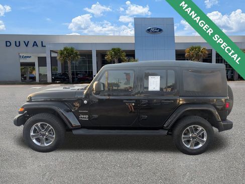 Used 2020 Jeep Wrangler Unlimited Sahara image 7