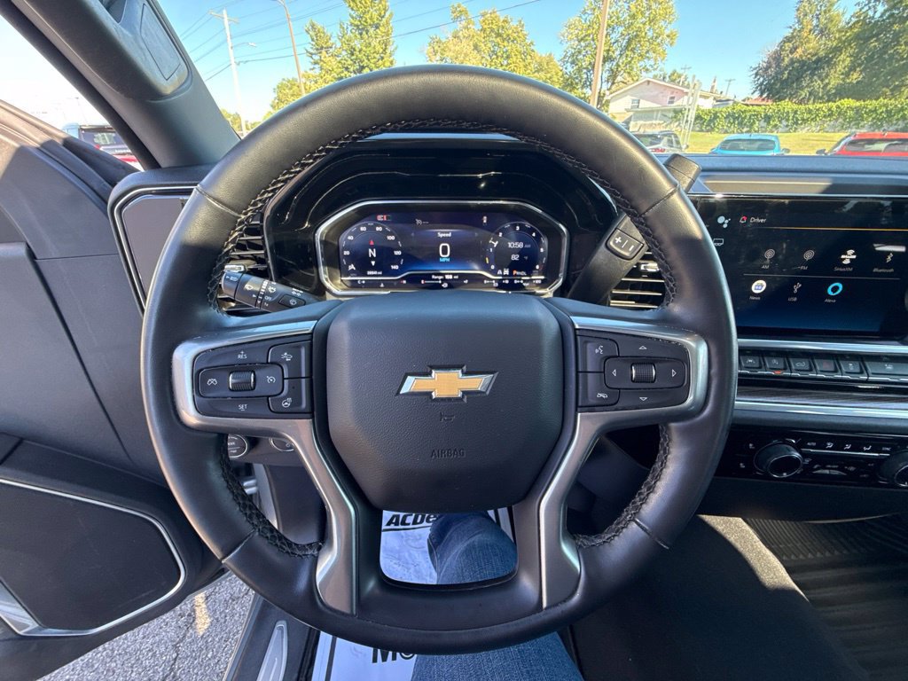 Used 2024 Chevrolet Silverado 1500 LT AWD/4WD image 20