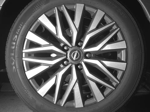 Used 2025 Nissan Altima 2.5 SV image 15