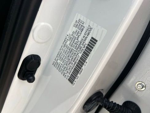 Used 2024 Honda Passport EX-L image 35