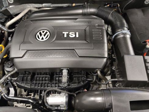 Used 2017 Volkswagen Passat 1.8T S FWD image 30
