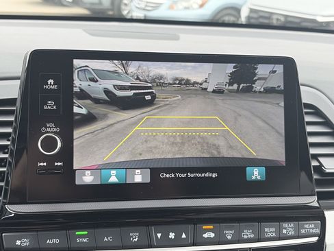 Certified 2025 Honda Odyssey EX-L image 30