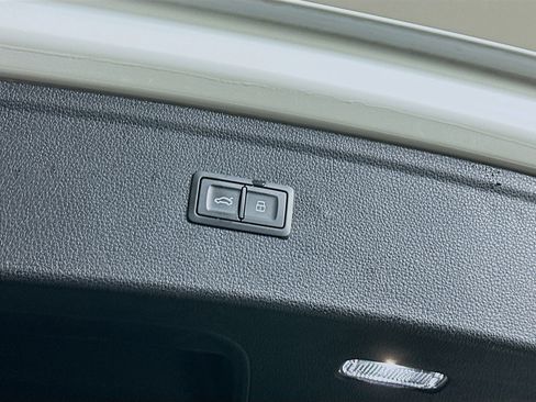 Used 2024 Audi Q5 2.0T Premium Plus image 31