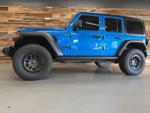Used 2023 Jeep Wrangler Willys image 14