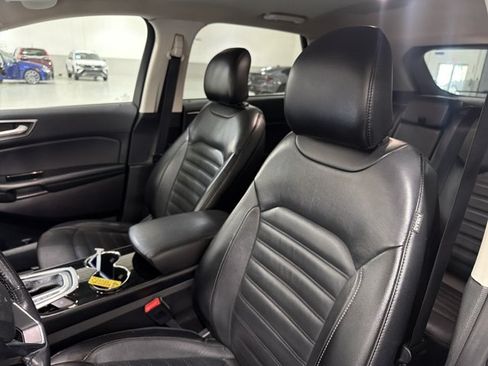Used 2018 Ford Edge SEL w/ Equipment Group 201A AWD/4WD image 5