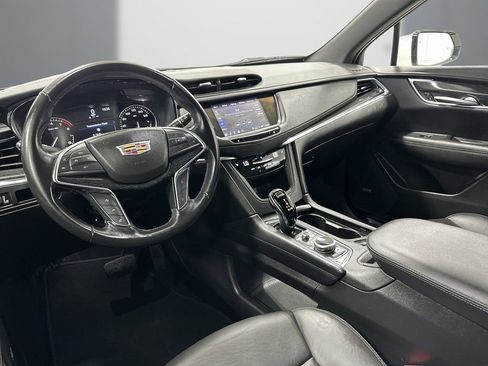 Used 2022 Cadillac XT5 Premium Luxury FWD image 13