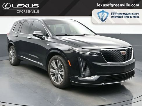 Used 2023 Cadillac XT6 Premium Luxury FWD image 2