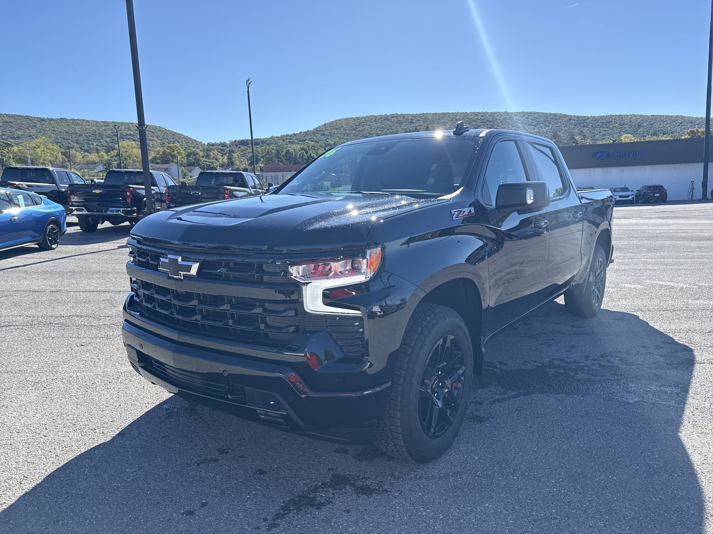 New 2026 Chevrolet Silverado 1500 RST w/ RST All Star Premium Package AWD/4WD image 8