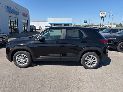 New 2026 Chevrolet TrailBlazer LS w/ LS Convenience Package AWD/4WD image 4