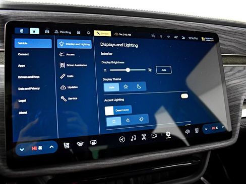 Used 2022 Rivian R1T Launch Edition image 28