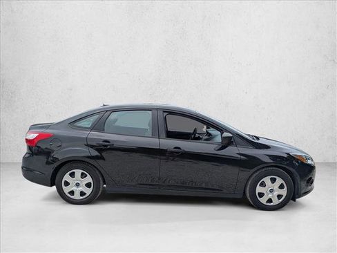 Used 2012 Ford Focus S FWD image 4
