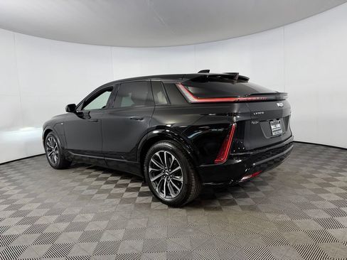 Used 2024 Cadillac Lyriq Sport RWD image 7