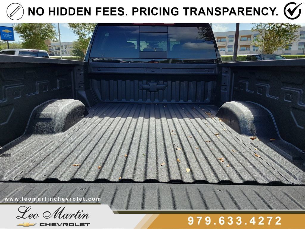 New 2026 Chevrolet Silverado 2500 LTZ w/ LTZ Plus Package AWD/4WD image 7